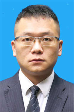 胡浩.jpg